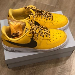 laker color air force ones